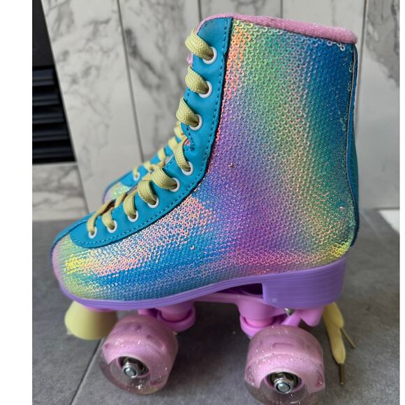 Kids Rainbow Sequin Quad Roller Skates Size 3 Pink Blue Glitter - Picture 1 of 4